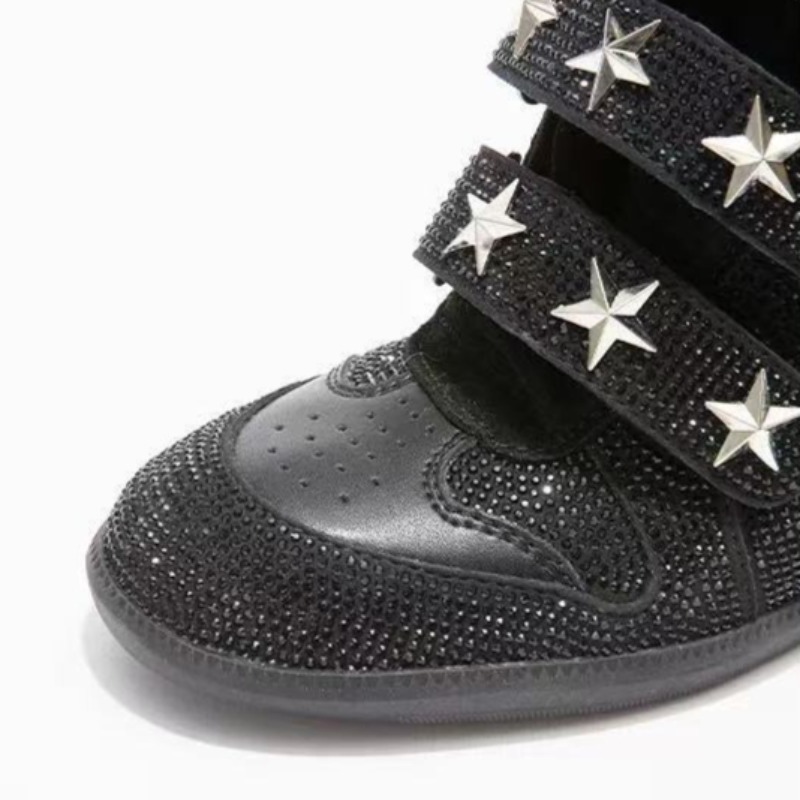 Kadınlar için moda ayakkabılar - Street Fashion Luxury incelemesi ve fiyatı